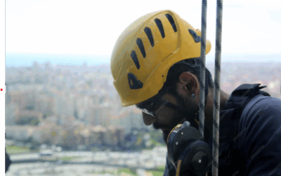 Cómo elegir el casco adecuado para trabajos en altura, rescate y acceso por cuerda