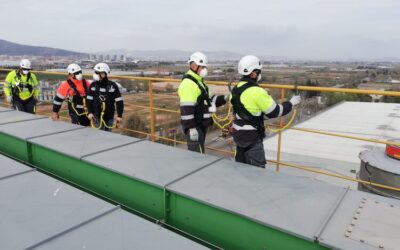 Velocidad máxima del viento para trabajos en altura.